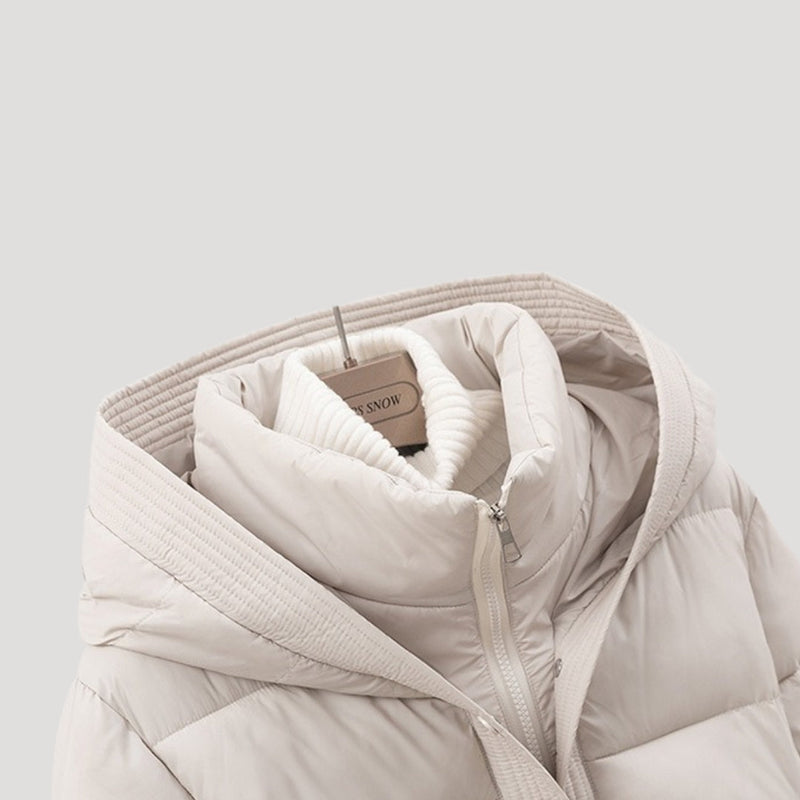 Lunara | Kurze Damen-Steppjacke mit Gürtel